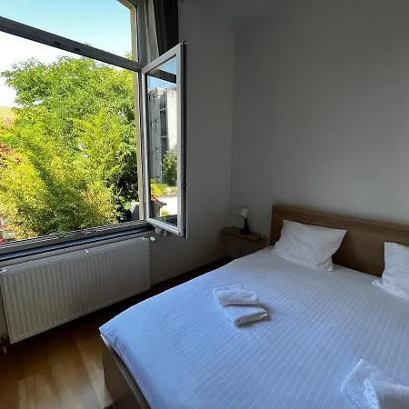 Apartment L&l 1